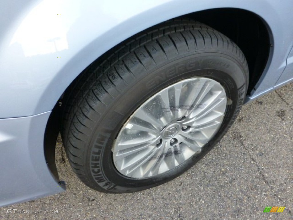 2013 Town & Country Touring - L - Crystal Blue Pearl / Black/Light Graystone photo #9