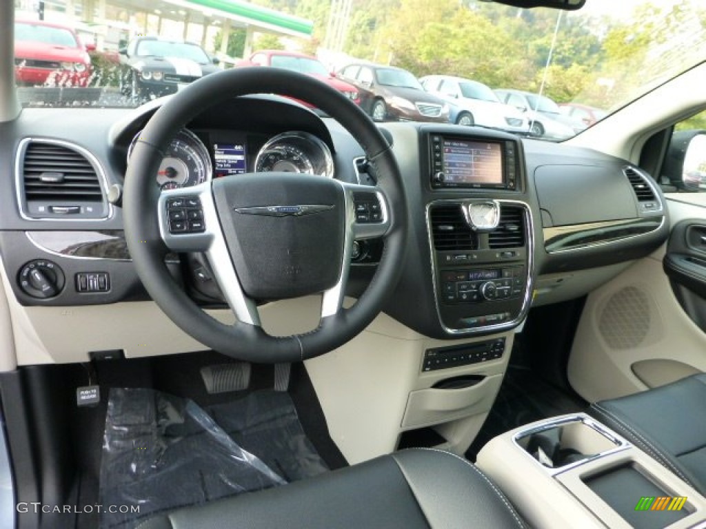 2013 Town & Country Touring - L - Crystal Blue Pearl / Black/Light Graystone photo #14