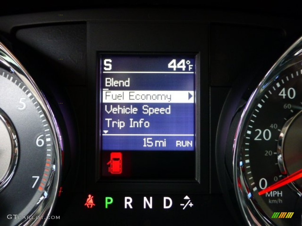 2013 Town & Country Touring - L - Crystal Blue Pearl / Black/Light Graystone photo #18