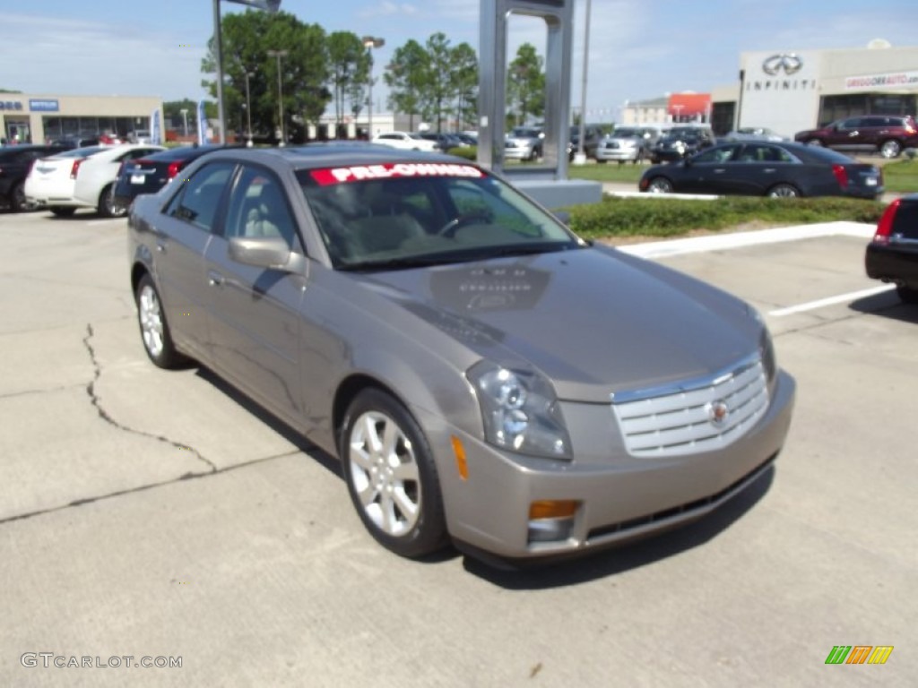 2006 CTS Sedan - Radiant Bronze / Cashmere photo #2