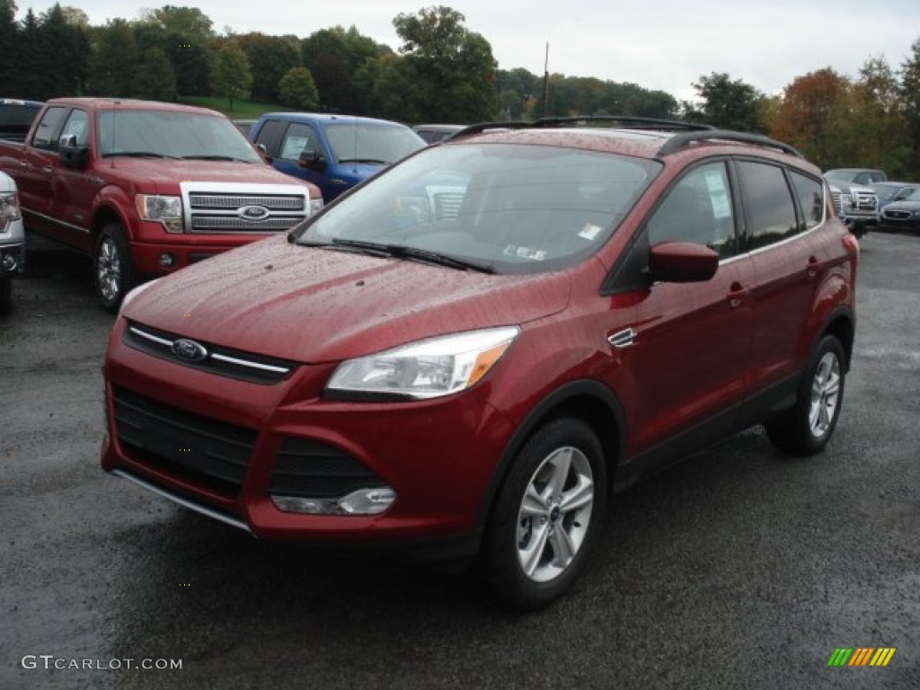 2013 Escape SE 1.6L EcoBoost 4WD - Ruby Red Metallic / Charcoal Black photo #4