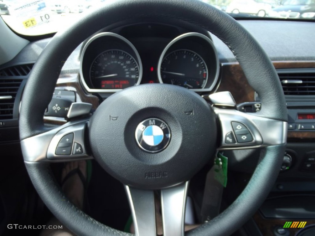 2007 BMW Z4 3.0si Coupe Steering Wheel Photos