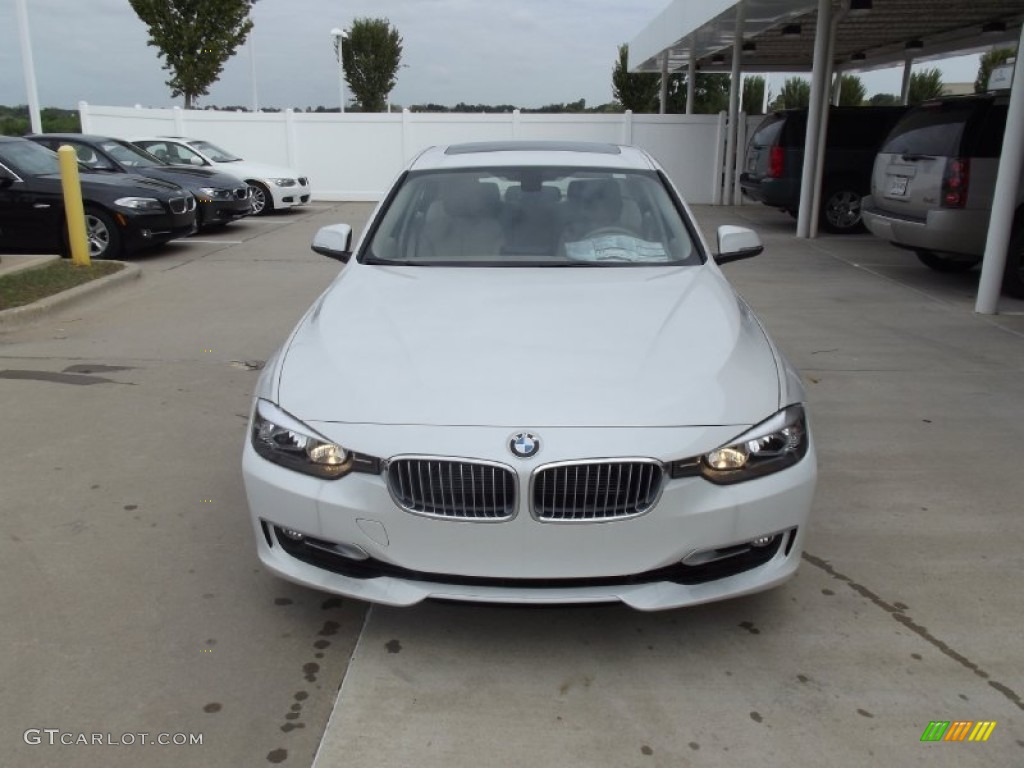 2013 3 Series 328i Sedan - Mineral White Metallic / Venetian Beige photo #7