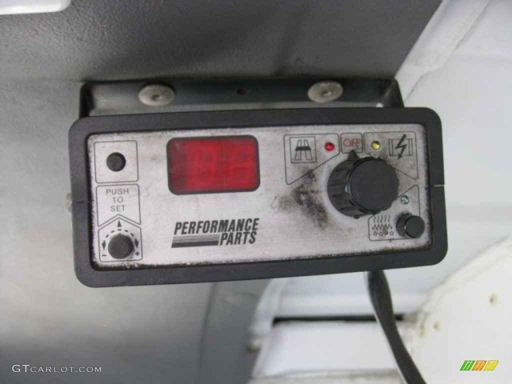 1993 E Series Van E350 Commercial - White / Gray photo #12