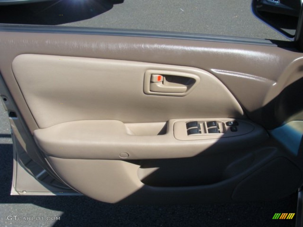 2000 Camry LE - Cashmere Beige Metallic / Oak photo #8