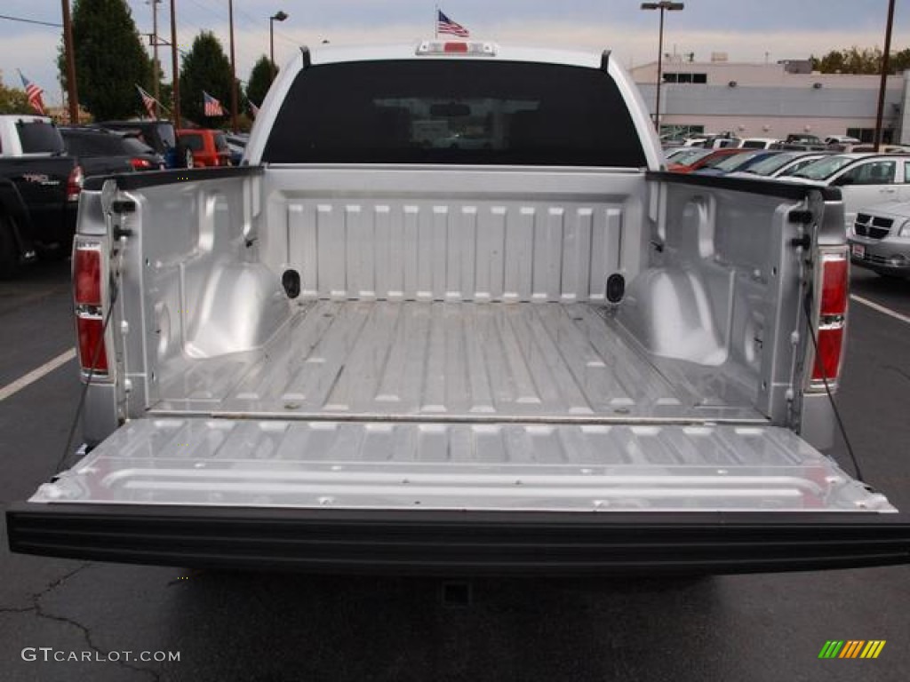 2010 F150 XLT SuperCrew 4x4 - Ingot Silver Metallic / Medium Stone photo #5