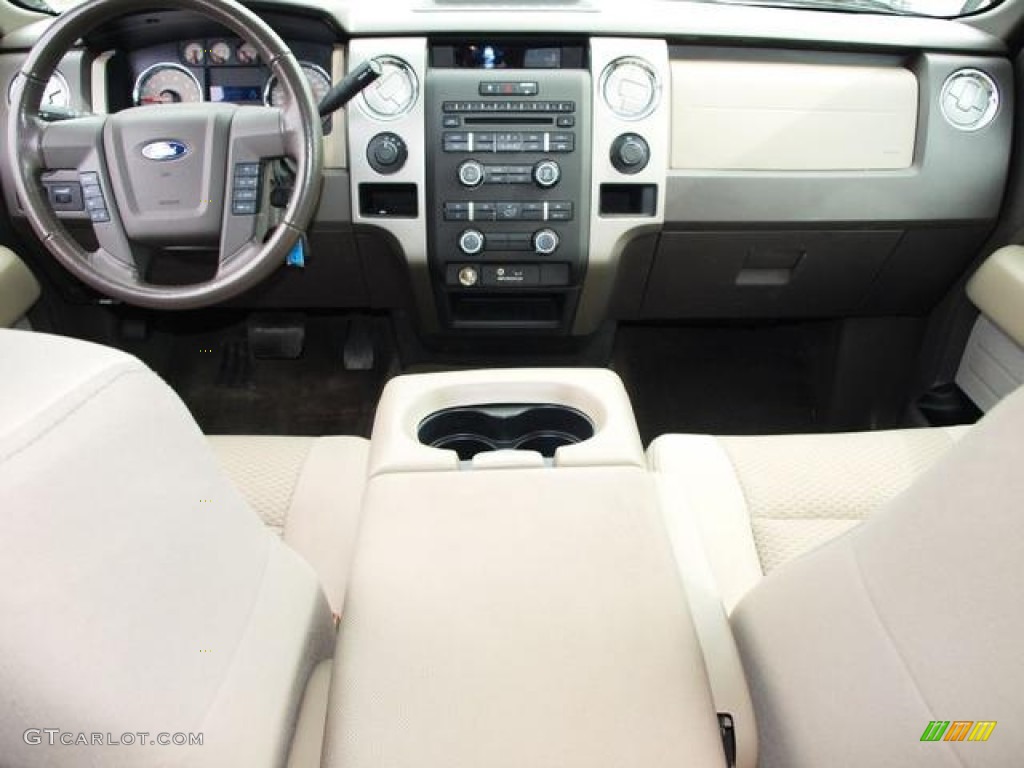 2010 F150 XLT SuperCrew 4x4 - Ingot Silver Metallic / Medium Stone photo #10