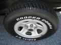 2001 Jeep Cherokee Sport Wheel and Tire Photo
