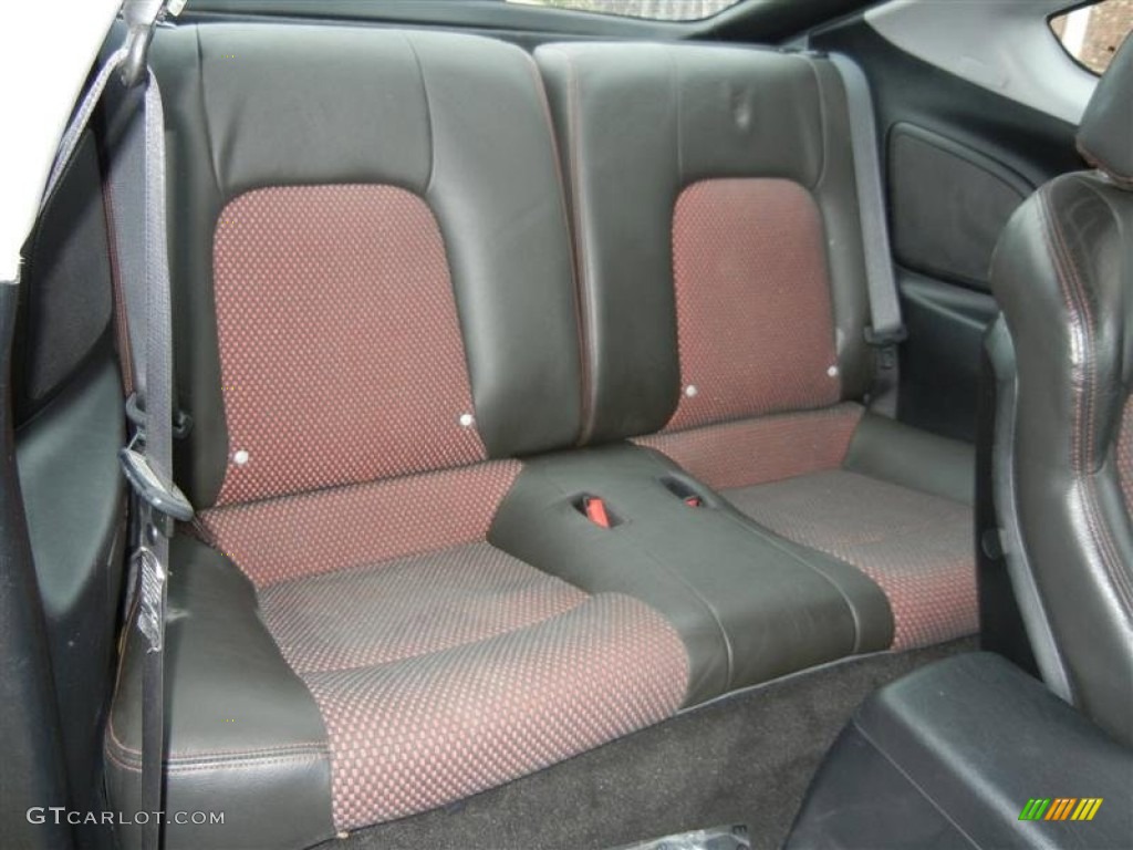 Black/Red Interior 2006 Hyundai Tiburon GT Photo #71587767