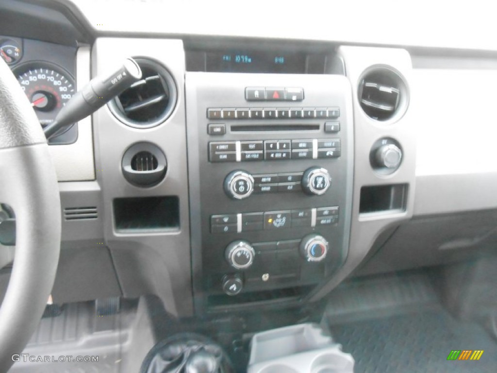 2010 F150 XL Regular Cab 4x4 - Sterling Grey Metallic / Medium Stone photo #7