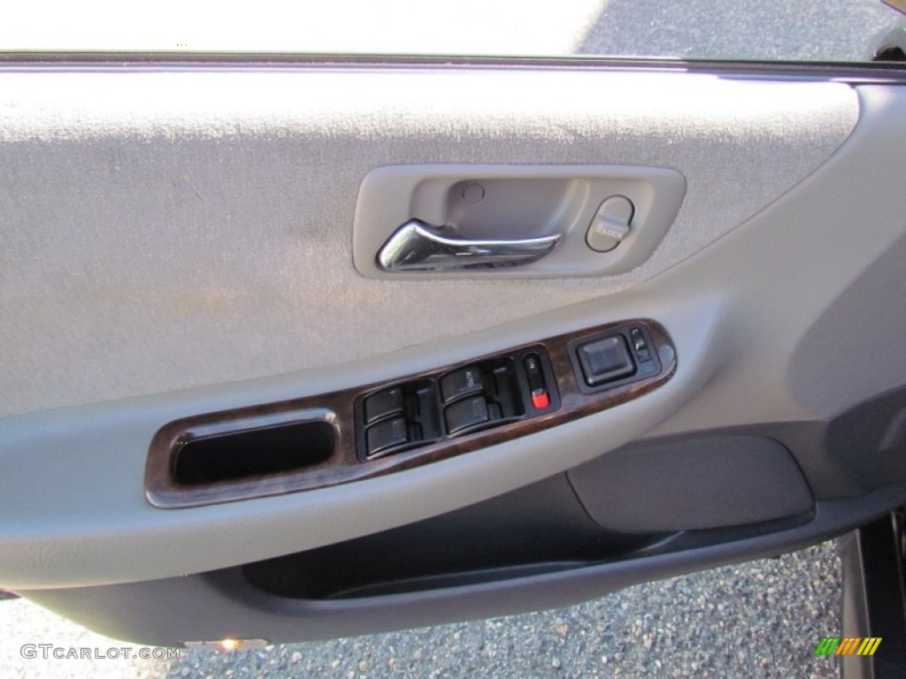 2002 Accord SE Sedan - Nighthawk Black Pearl / Quartz Gray photo #9