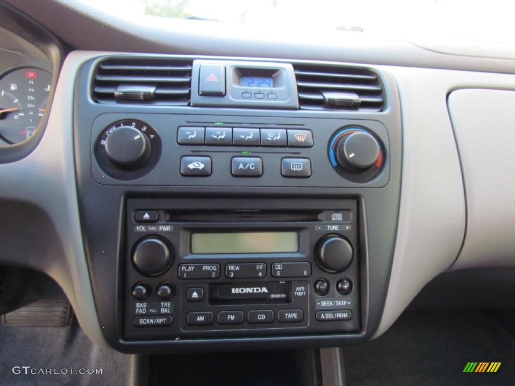 2002 Accord SE Sedan - Nighthawk Black Pearl / Quartz Gray photo #14