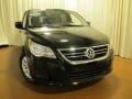 2012 Nocturne Black Metallic Volkswagen Routan SE  photo #3