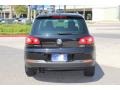 Deep Black Metallic - Tiguan Wolfsburg Edition 4Motion Photo No. 4