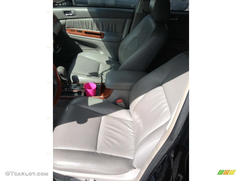 2004 Camry XLE - Black / Stone photo #8