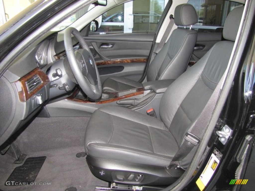 2010 3 Series 328i Sedan - Jet Black / Black photo #2