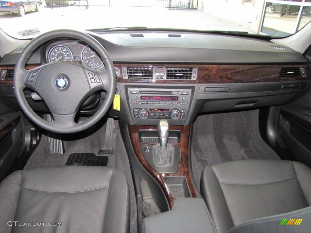 2010 3 Series 328i Sedan - Jet Black / Black photo #3
