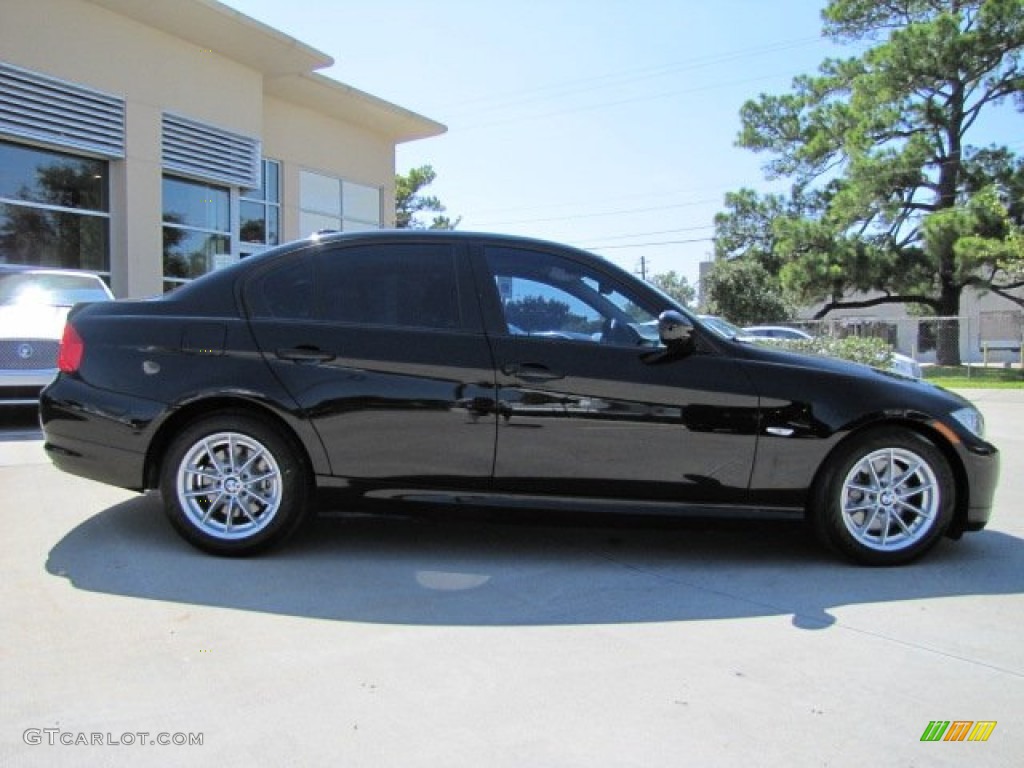 2010 3 Series 328i Sedan - Jet Black / Black photo #11