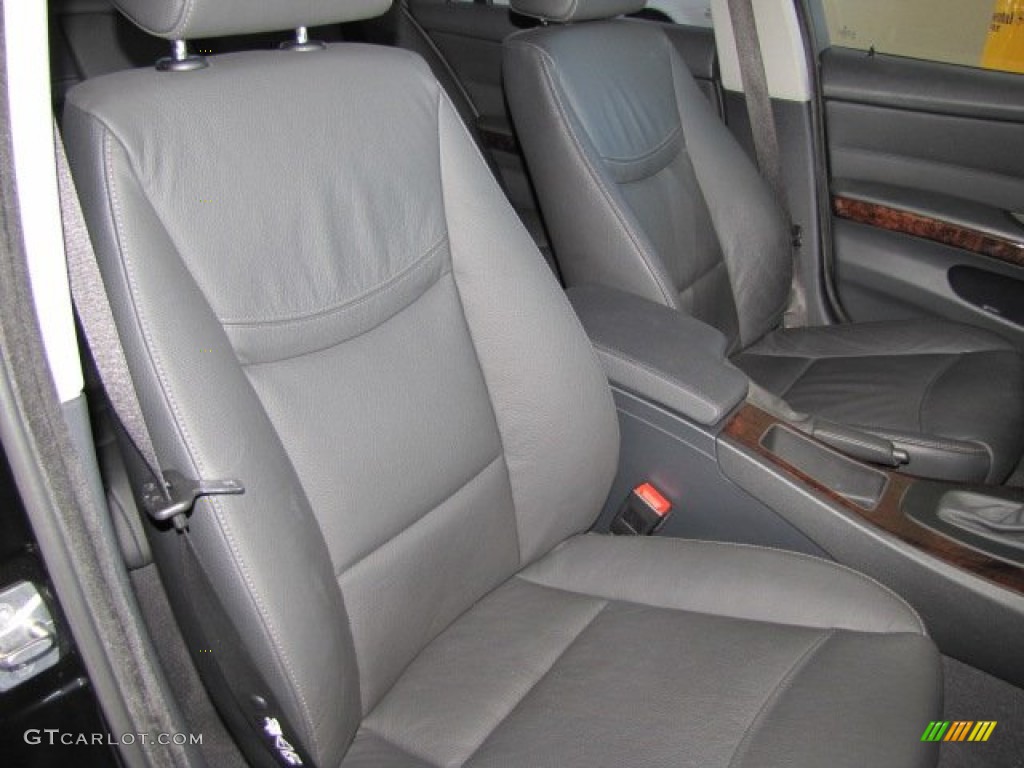 2010 3 Series 328i Sedan - Jet Black / Black photo #20