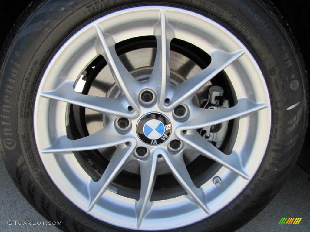 2010 3 Series 328i Sedan - Jet Black / Black photo #42