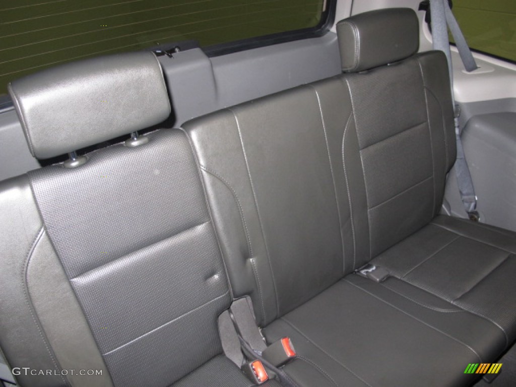 2006 Armada SE 4x4 - Majestic Blue / Graphite/Titanium photo #22