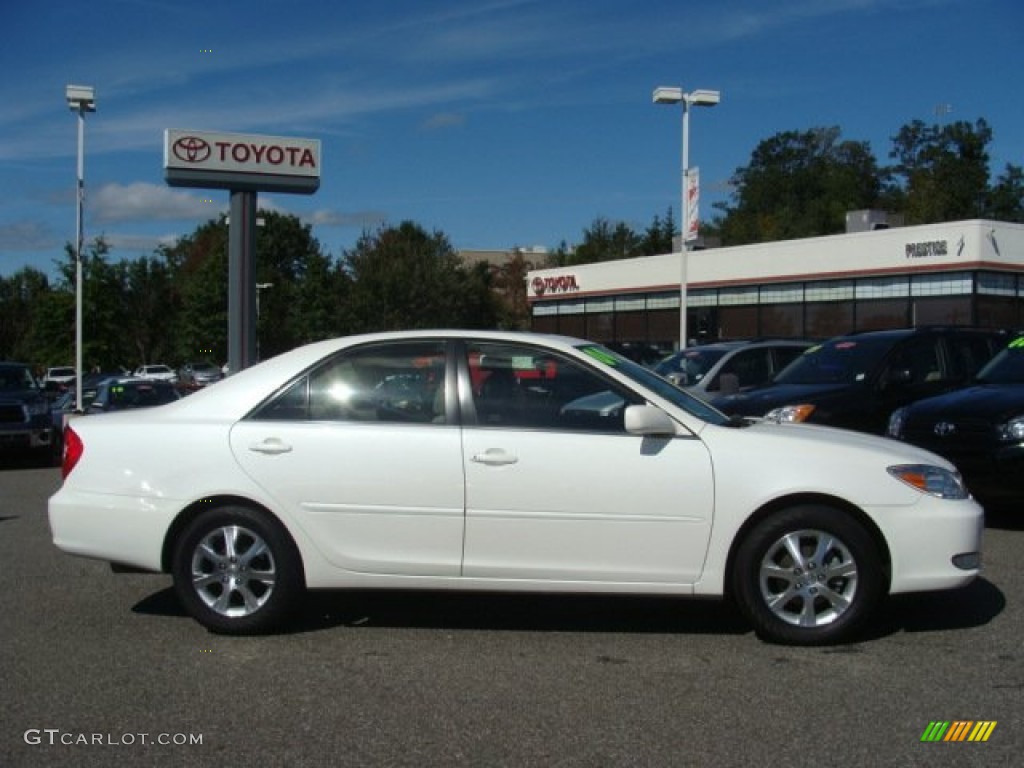 2004 Camry LE - Crystal White / Taupe photo #1