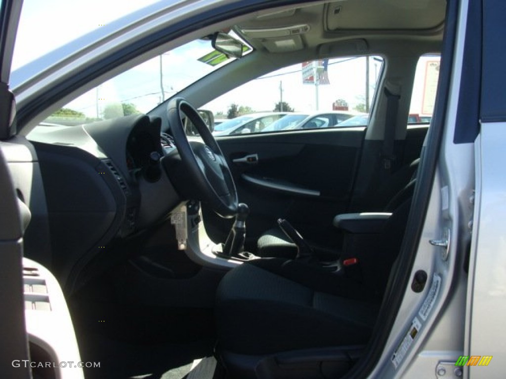 2009 Corolla XRS - Classic Silver Metallic / Dark Charcoal photo #7