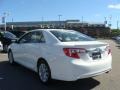 Super White - Camry XLE Photo No. 4