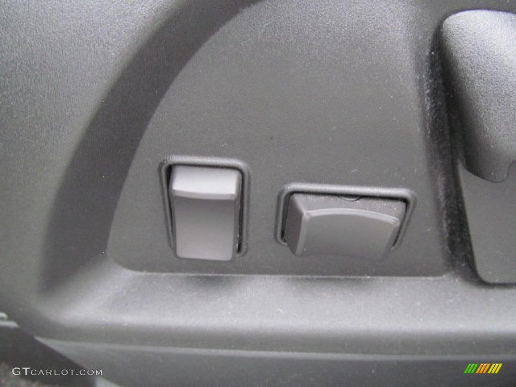 2010 Equinox LT AWD - Silver Ice Metallic / Jet Black photo #13