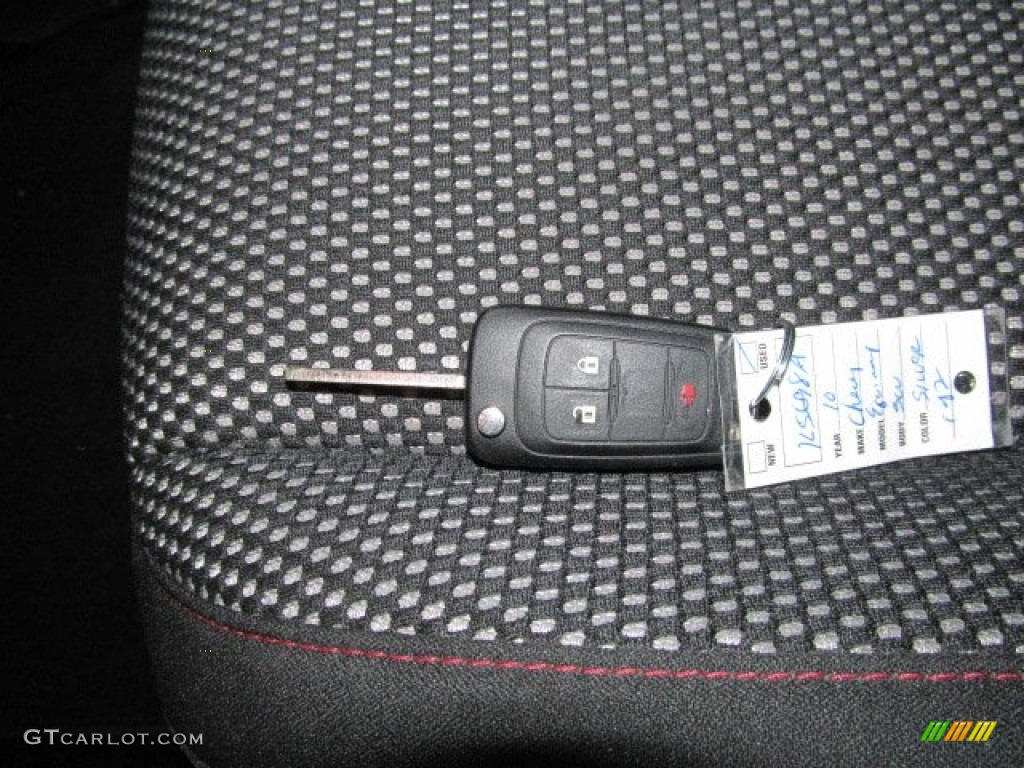 2010 Equinox LT AWD - Silver Ice Metallic / Jet Black photo #23