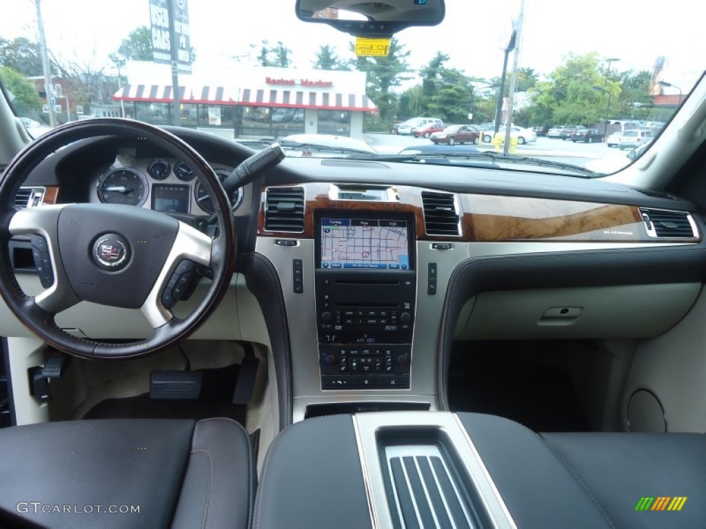2008 Cadillac Escalade Platinum AWD Dashboard Photos