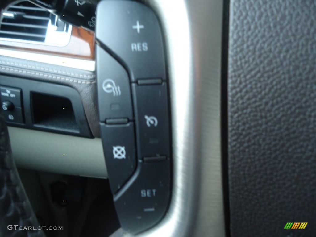 2008 Cadillac Escalade Platinum AWD Controls Photo #71603160