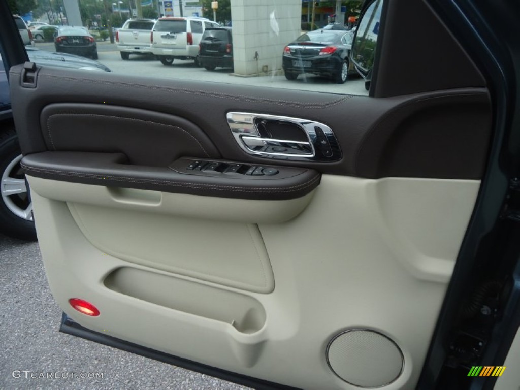 2008 Cadillac Escalade Platinum AWD Cocoa/Very Light Linen Door Panel Photo #71603205