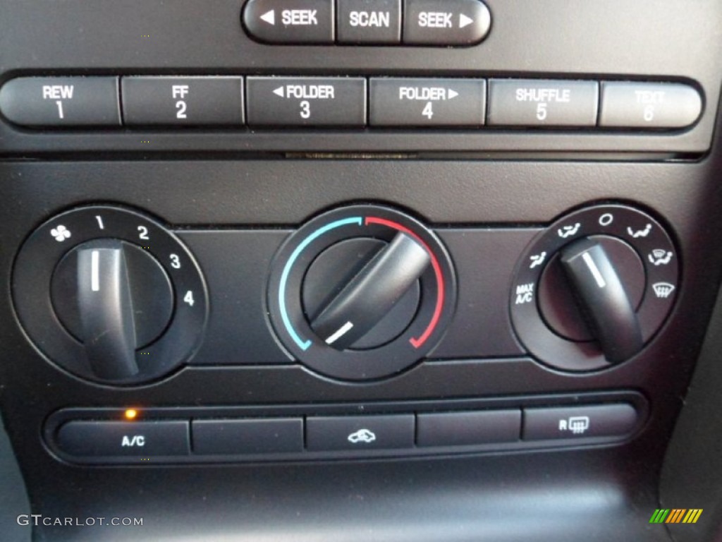 2005 Ford Mustang GT Premium Coupe Controls Photo #71606817