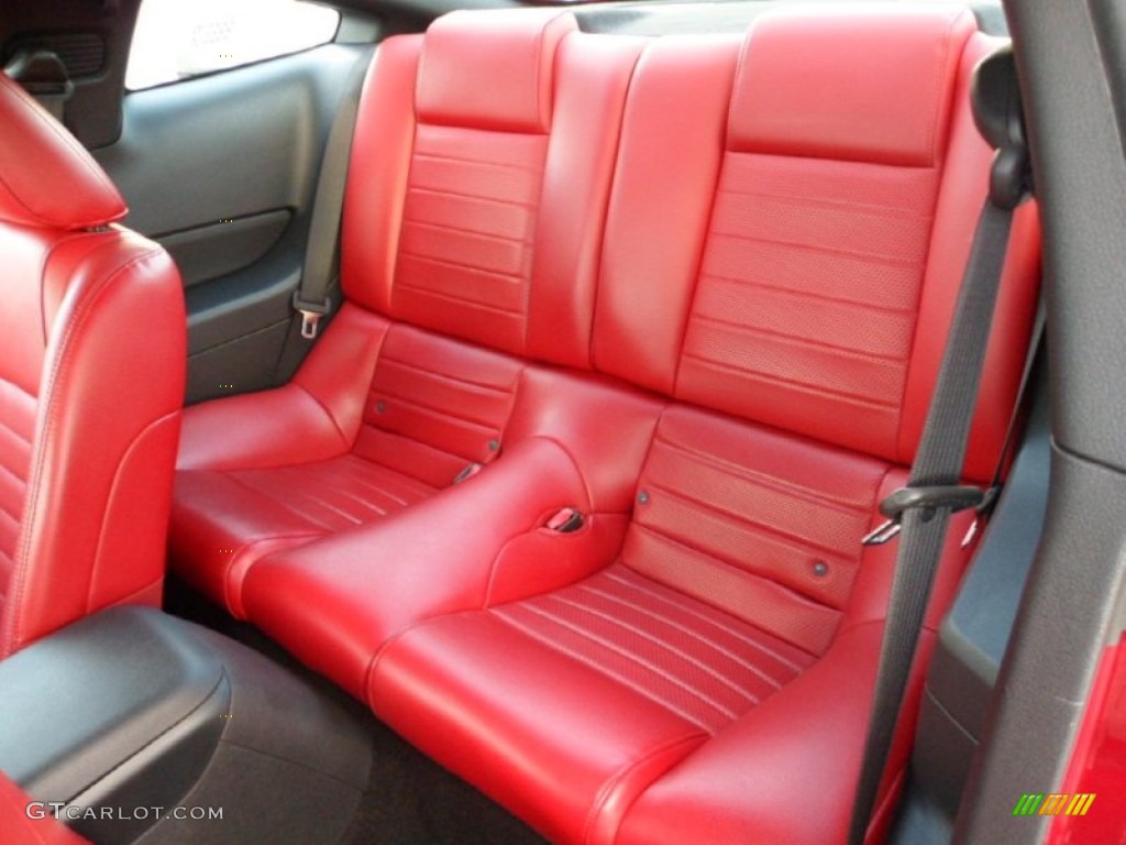 Red Leather Interior 2005 Ford Mustang GT Premium Coupe Photo #71606832