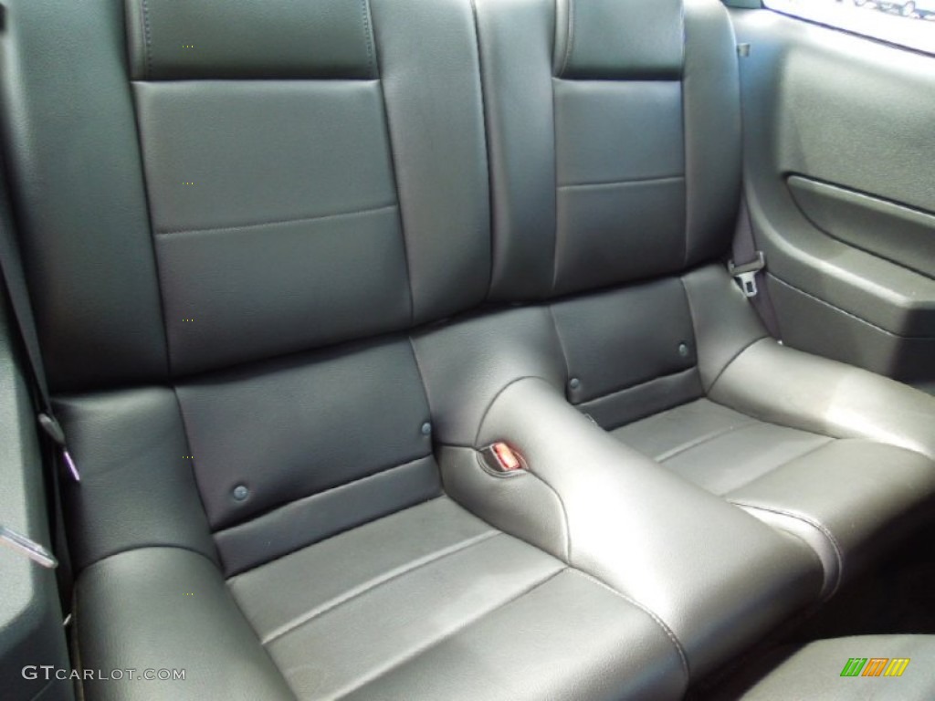 2005 Ford Mustang V6 Premium Coupe Rear Seat Photo #71607222