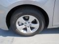 2013 Toyota Sienna V6 Wheel and Tire Photo