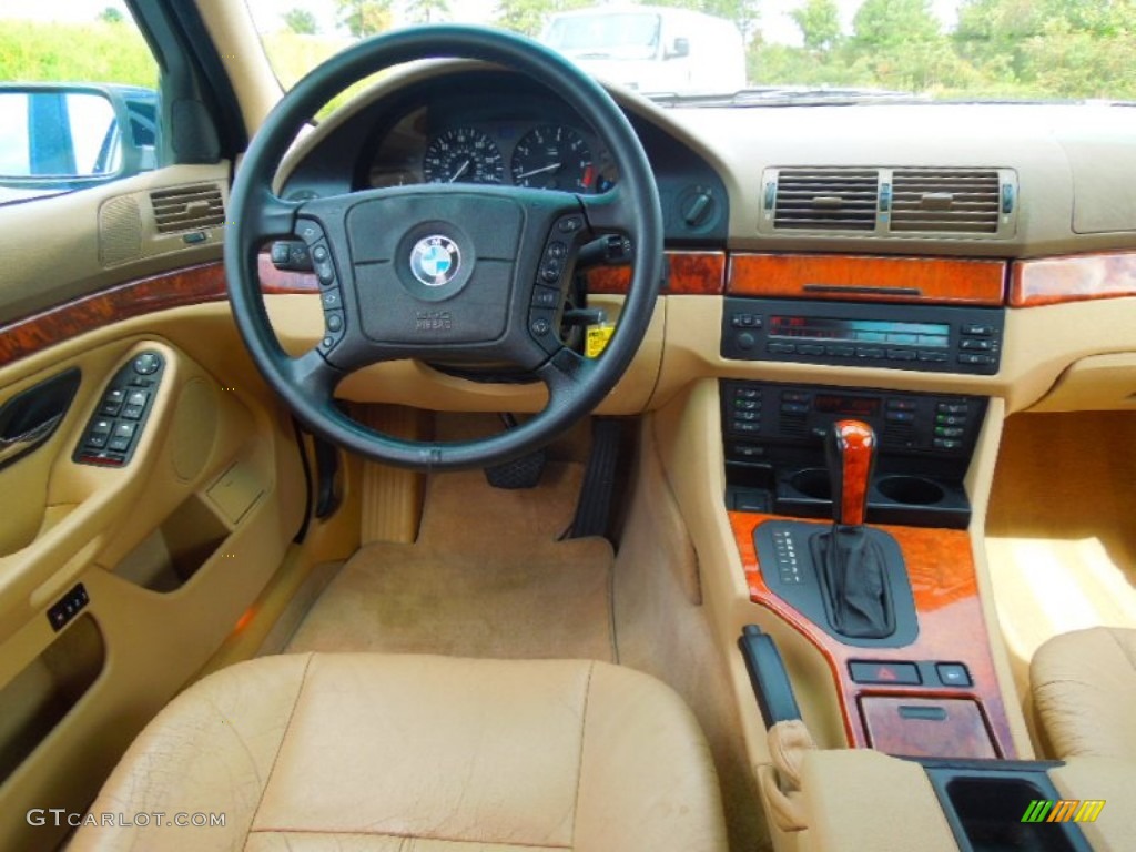 1997 5 Series 528i Sedan - Oxford Green Metallic / Sand Beige photo #17