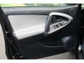 Black - RAV4 4WD Photo No. 15