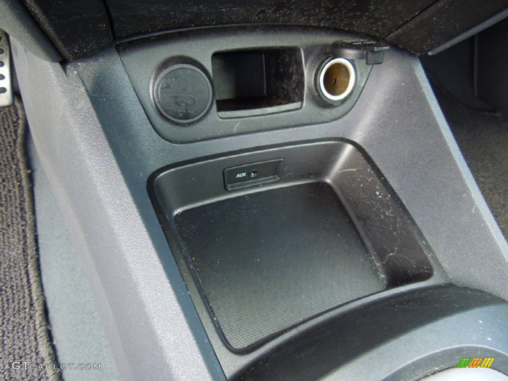 2008 Rio Rio5 LX Hatchback - Black / Gray photo #12