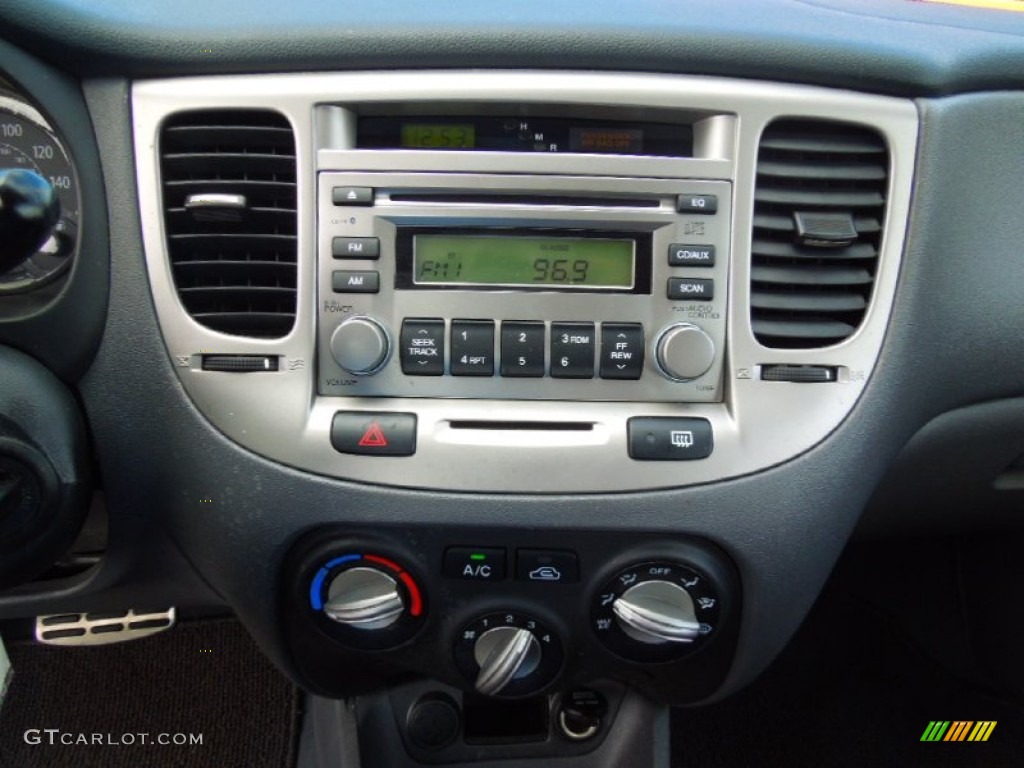 2008 Rio Rio5 LX Hatchback - Black / Gray photo #13