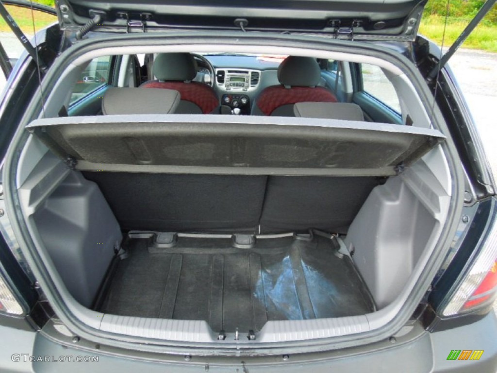 2008 Kia Rio Rio5 LX Hatchback Trunk Photo #71609295
