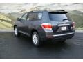 2013 Magnetic Gray Metallic Toyota Highlander V6 4WD  photo #2