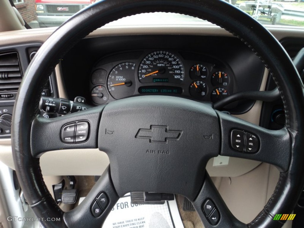 2003 Chevrolet Suburban 2500 LT 4x4 Tan/Neutral Steering Wheel Photo #71610828