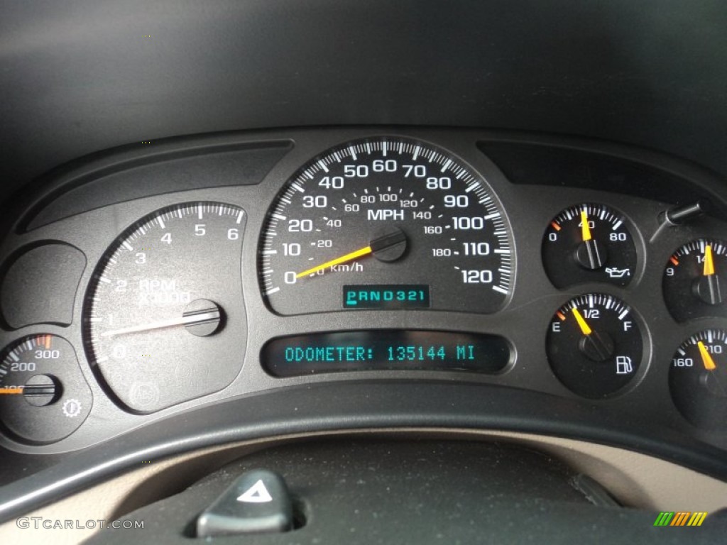 2003 Chevrolet Suburban 2500 LT 4x4 Gauges Photo #71610837