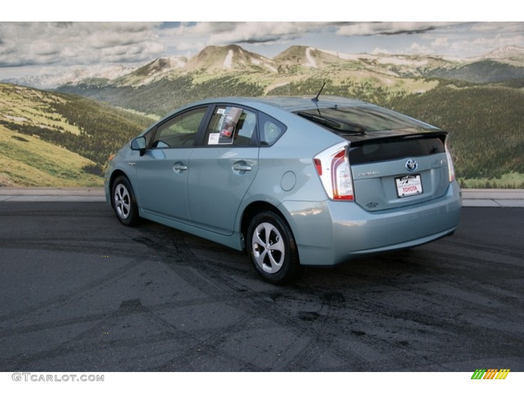 2012 Prius 3rd Gen Two Hybrid - Sea Glass Pearl / Misty Gray photo #2