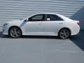 Super White - Camry SE Photo No. 5