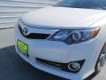 Super White - Camry SE Photo No. 9