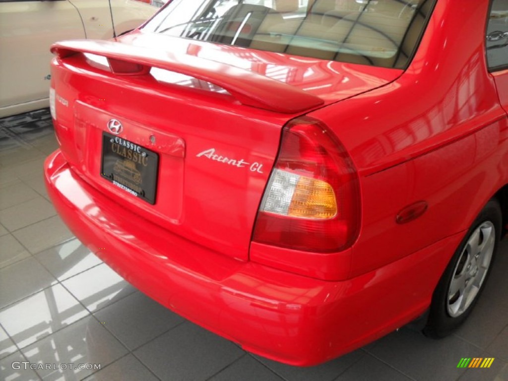 2002 Accent GL Sedan - Retro Red / Gray photo #3
