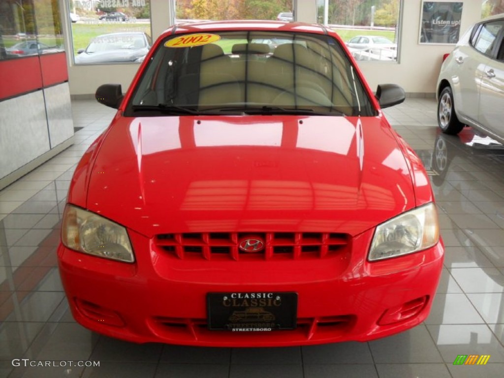 2002 Accent GL Sedan - Retro Red / Gray photo #5